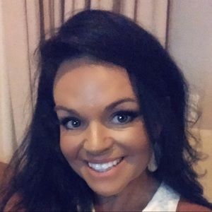 Meet your Posher, Tina